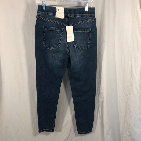 Laura PETITES size 4 floral embroidered jeans NWT - Picture 4 of 8